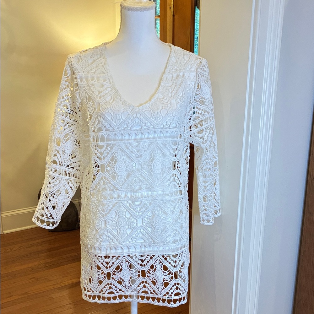 Elegant White Crochet Top/Bathing Suit Coverup